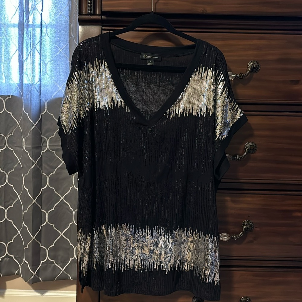 Women’s Top